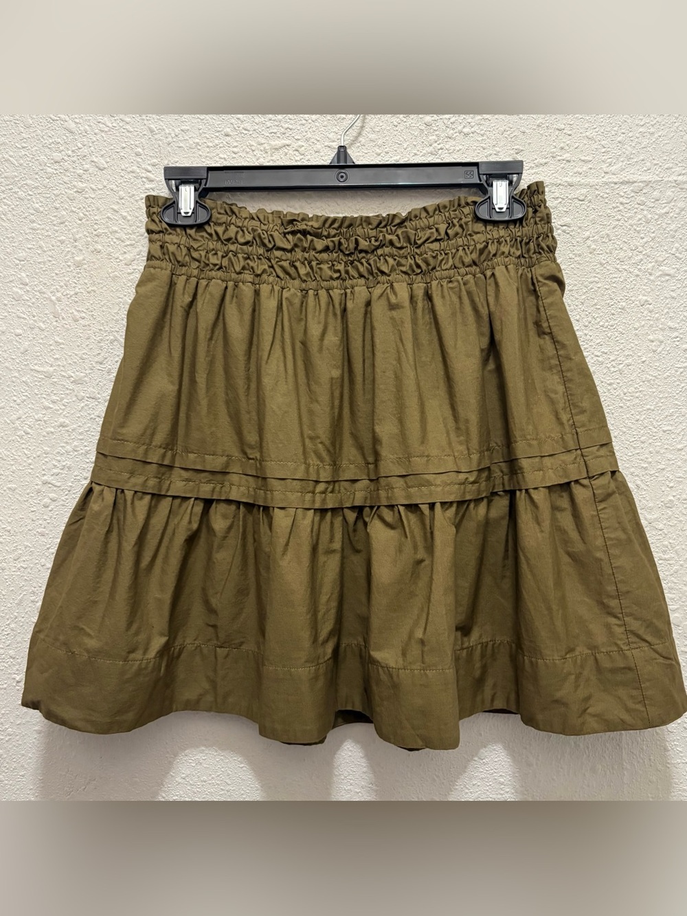 Maeve Anthropologie Olive/Brown Skirt
Size Small